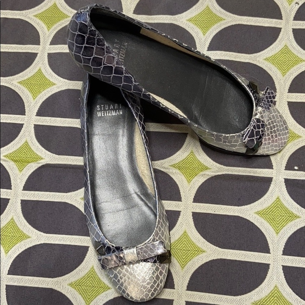 STUART WEITZMAN Snakeskin Wedge Flats Size 6